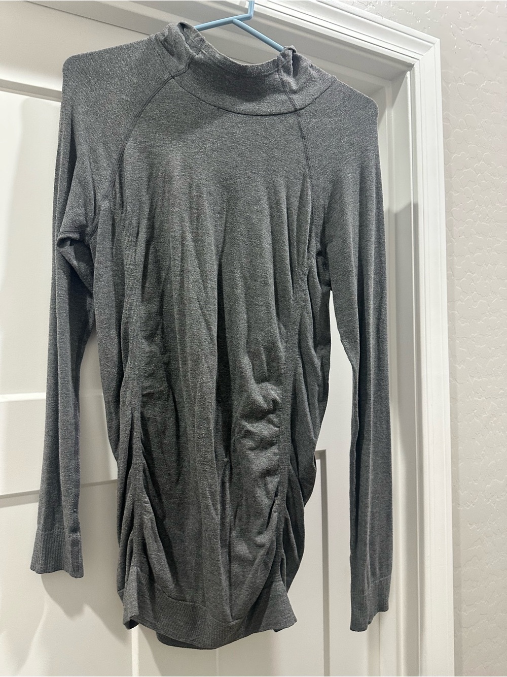 Women’s Long-Sleeve Lightweight Gray Mock Neck Shirt